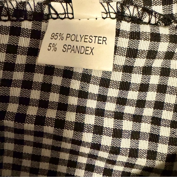 Black & White Gingham Smocked Blouse – Size M - Picture 6 of 6